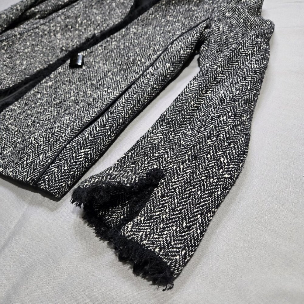 Doncaster Collection Blazer Women's Size 8P Black Tweed Fringe Wool Blend - Picture 5 of 16